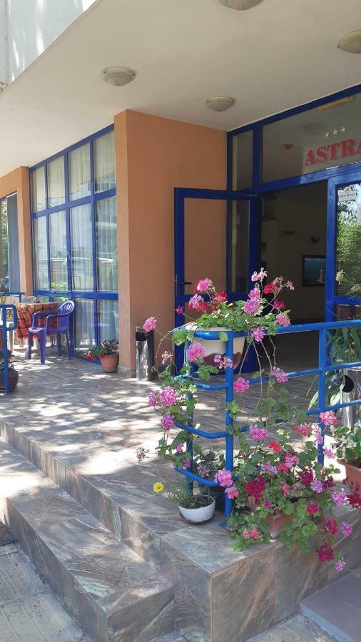 מלון סאני ביץ' Complex Astra מראה חיצוני תמונה